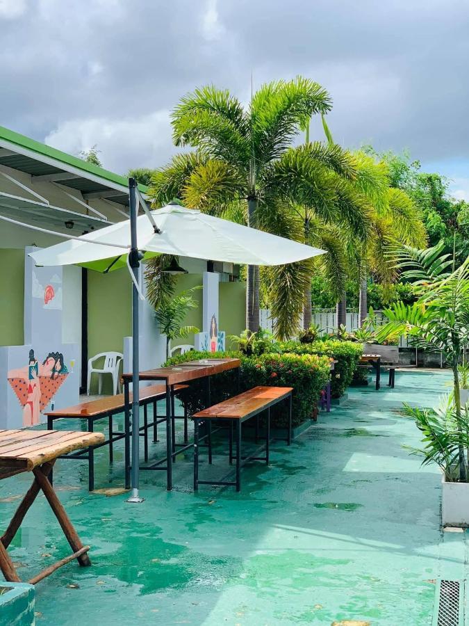 Rawai Whale Resort Экстерьер фото